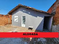 ALUGO CASA